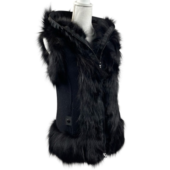 Boiled Wool Vest with Real Fox Fur - Picture 2 of 7